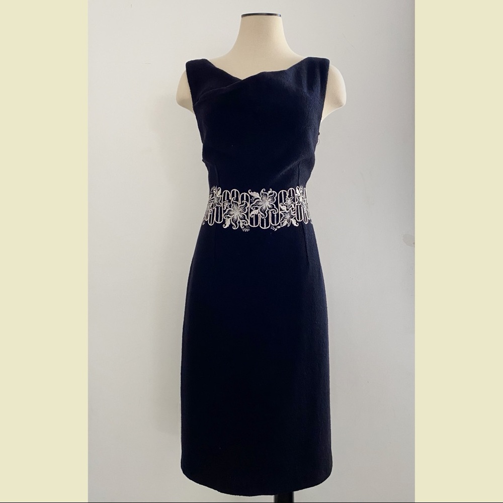 St John Couture Embroidered Silk Knit Dress Sz 8